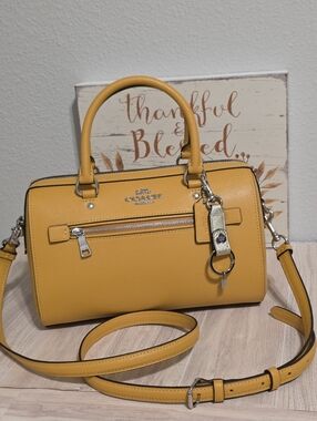 Coach Rowan MEDIUM Satchel Crossbody Purse in Honeycomb + Trigger Keychain Charm